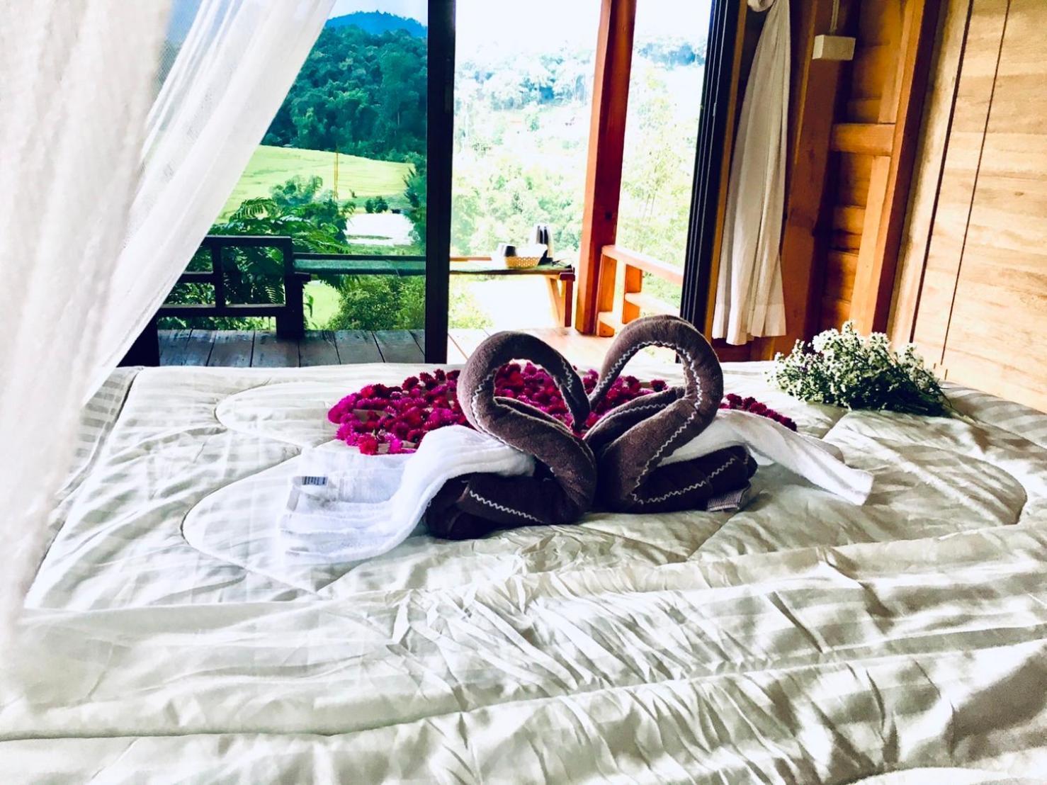 Motho Homestay โมโทโฮมสเตย์ Чом Тхонг Экстерьер фото