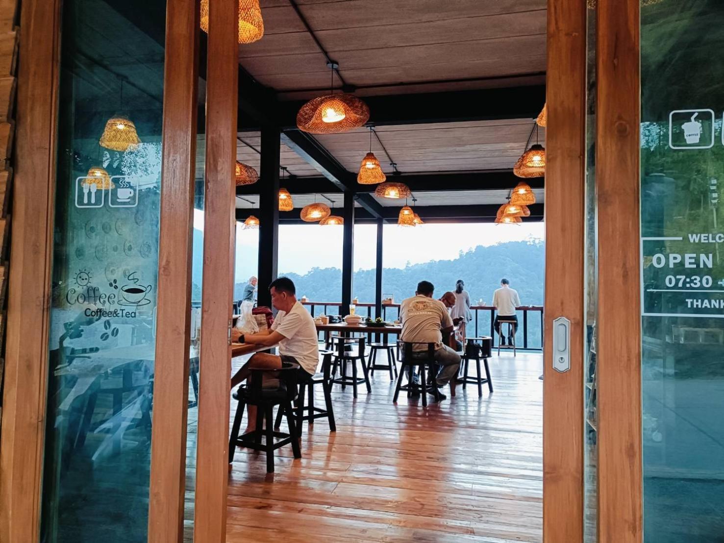 Motho Homestay โมโทโฮมสเตย์ Чом Тхонг Экстерьер фото