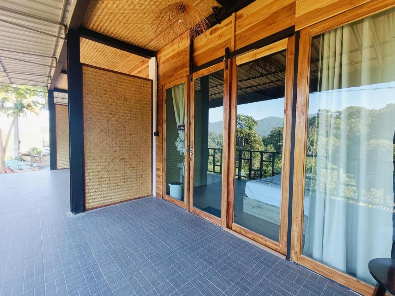 Motho Homestay โมโทโฮมสเตย์ Чом Тхонг Экстерьер фото